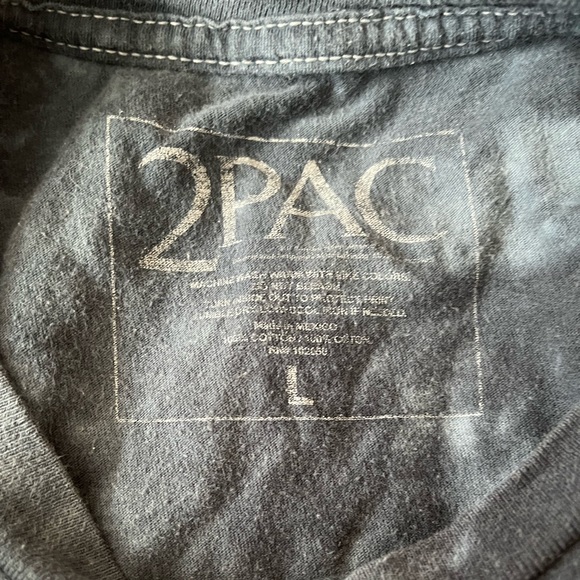 Tupac tee - Picture 2 of 2